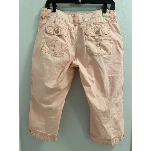 LEVI’S WOMEN PINK CAPRI PANTS SIZE 6 - Picture 5 of 9